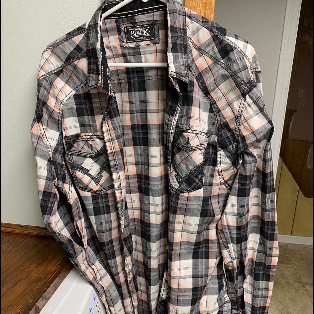 Buckle button down